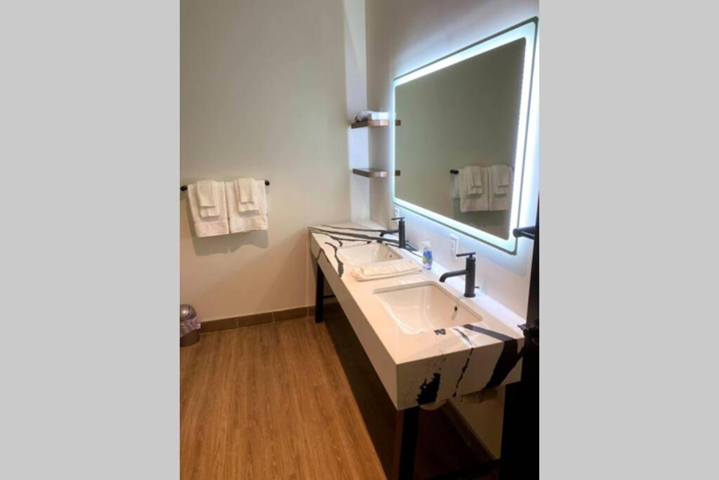 פיטסבורג 3E-Spacious Close To Pitt/Cmu/Carlow, Sleeps 4 מראה חיצוני תמונה